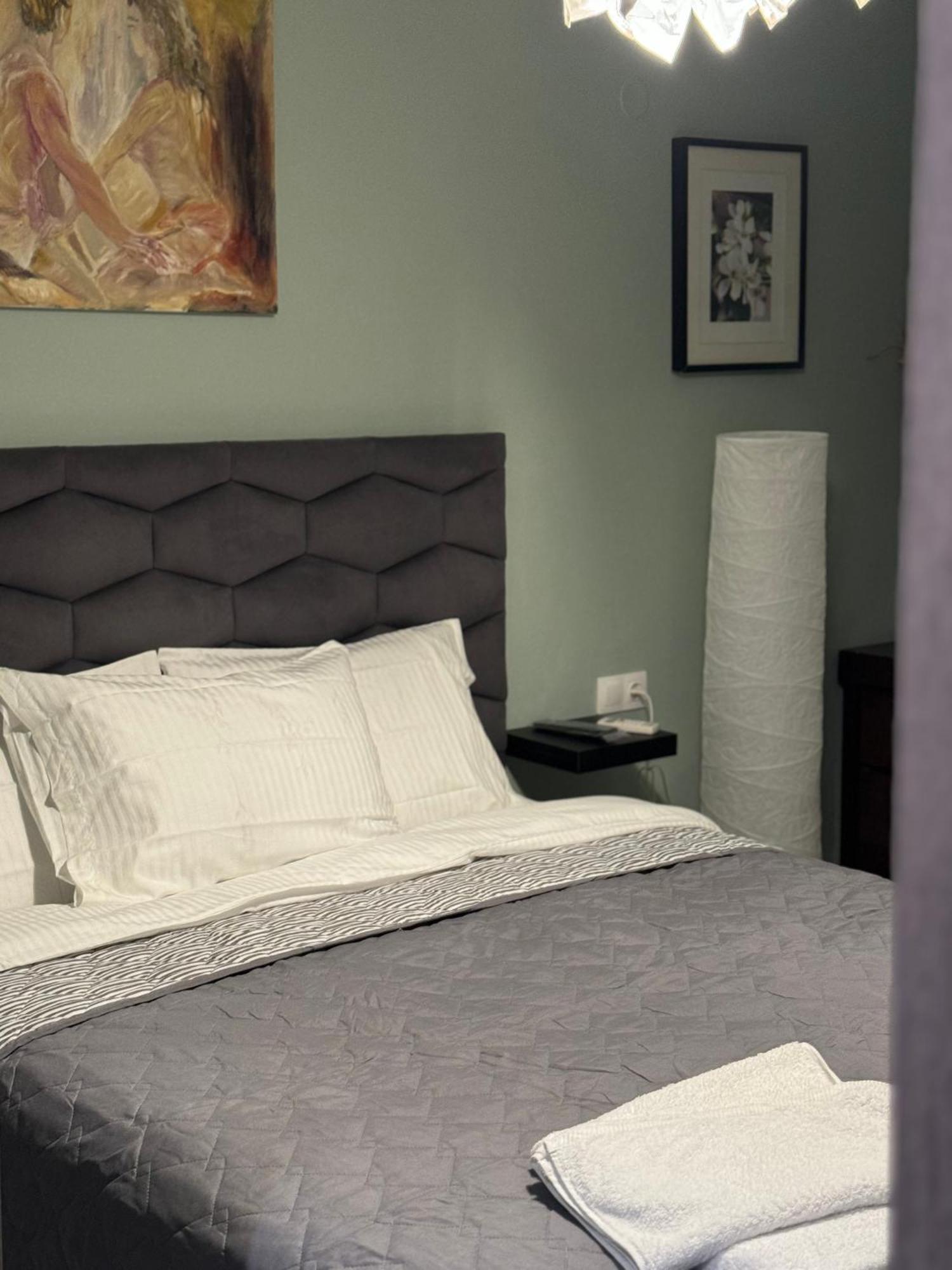 Modern Family Retreat Apartment Volos