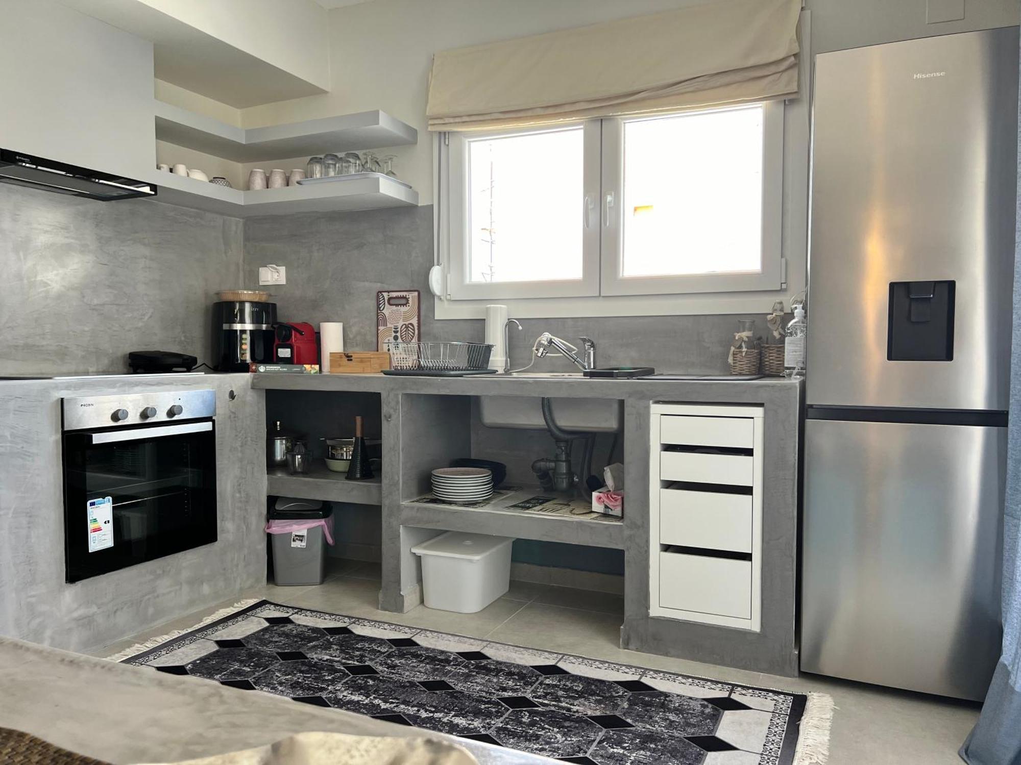 Modern Family Retreat Apartment Volos