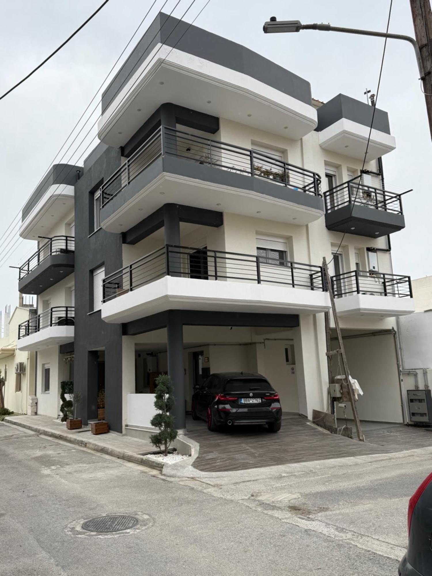 Apartment Modern Family Retreat